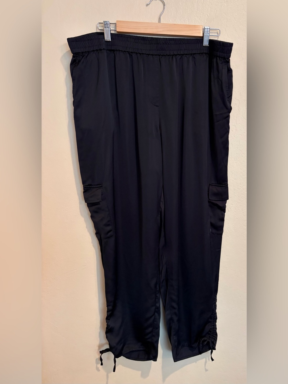 J. Jill Black Satin-like Cargo Joggers, Boyfriend High Waist, Women’s size XL